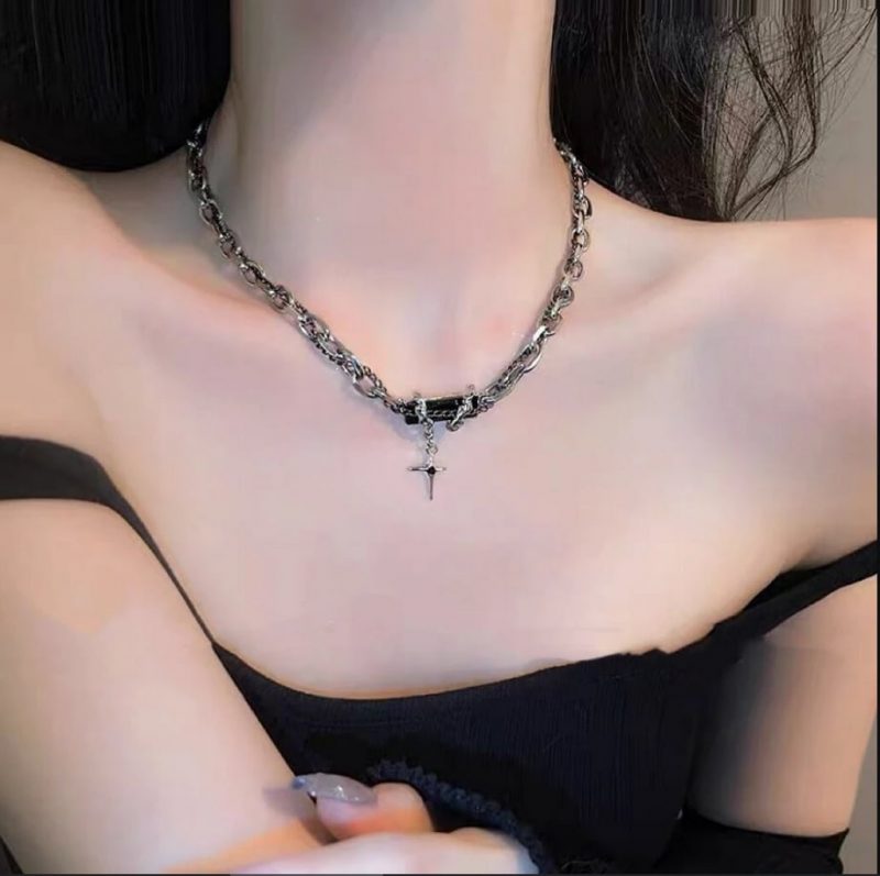 Charm Aura