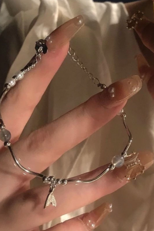Charm Aura